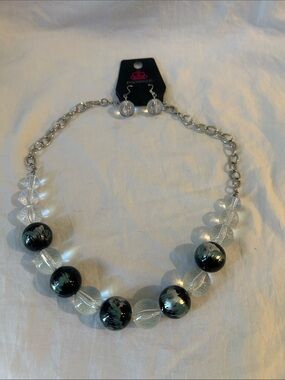 paparazzi Black and Clear Marbled Bead Necklace with Matching Earrings